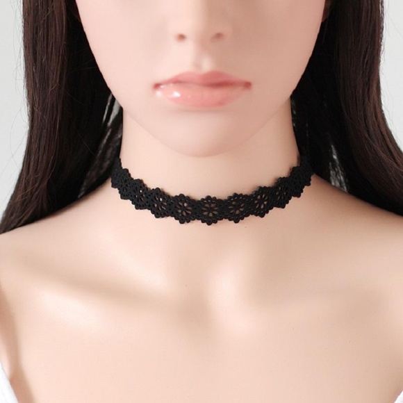 Jewelry - 3/$30 Retro Flower Black Choker